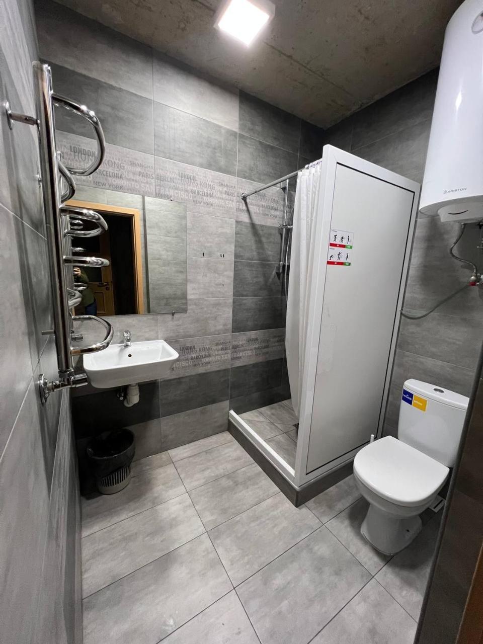 Moonlight Hostel Lviv Luaran gambar